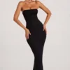 Robe longue à col bénitier et bandeau orné « Palermo » en noir Robe longue à col bénitier et bandeau orné « Palermo » en noir