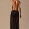 Robe longue à col bénitier et décolleté plongeant Anaya, en noir Robe longue à col bénitier et décolleté plongeant Anaya, en noir