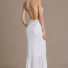 Robe longue à col bénitier et dos nu en mousseline Emmeline, blanche Robe longue à col bénitier et dos nu en mousseline Emmeline, blanche