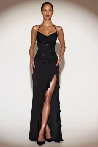 Robe longue à col bénitier et volants Miravie, noire