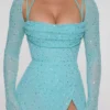 Robe longue à col bénitier ornée Champel, couleur aqua Robe longue à col bénitier ornée Champel, couleur aqua