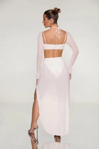 Robe longue à col bénitier ornée Champel, couleur ivoire