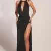 Robe longue à col bénitier Teodora, couleur noir Robe longue à col bénitier Teodora, couleur noir