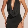 Robe longue à col bénitier Teodora, couleur noir Robe longue à col bénitier Teodora, couleur noir