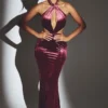 Robe longue à col licou en velours Adriana, couleur vin Robe longue à col licou en velours Adriana, couleur vin