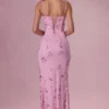 Robe longue à corset ornée Primara en rose bonbon Robe longue à corset ornée Primara en rose bonbon