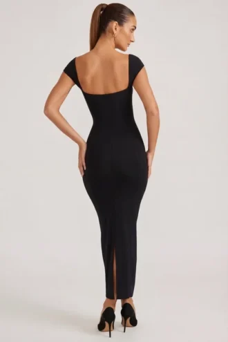 Robe longue Dolcezza à encolure en cœur, couleur noire
