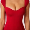 Robe longue Dolcezza à encolure en cœur, rouge Robe longue Dolcezza à encolure en cœur, rouge