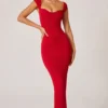 Robe longue Dolcezza à encolure en cœur, rouge Robe longue Dolcezza à encolure en cœur, rouge