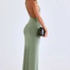 Robe longue dos nu à décolleté plongeant Leire en modal, vert sauge Robe longue dos nu à décolleté plongeant Leire en modal, vert sauge