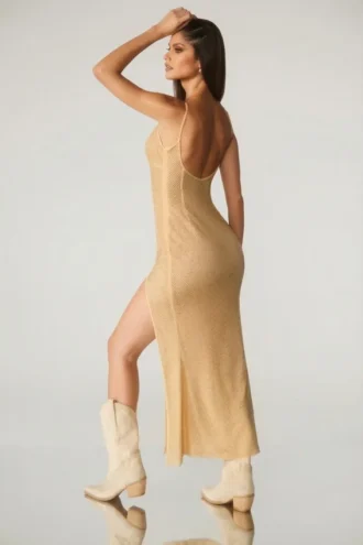 Robe longue à dos nu embellie Lyric en doré