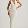 Robe longue à dos nu en bouclé Mirri, couleur blanche Robe longue à dos nu en bouclé Mirri, couleur blanche