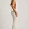 Robe longue à dos nu en bouclé Mirri, couleur blanche Robe longue à dos nu en bouclé Mirri, couleur blanche