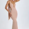 Robe longue à dos nu et découpes avec détails en forme de foulard Anneka, couleur pêche chaud Robe longue à dos nu et découpes avec détails en forme de foulard Anneka, couleur pêche chaud