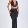 Robe longue à dos nu et découpes avec détails métalliques Omarosa, en noir Robe longue à dos nu et découpes avec détails métalliques Omarosa, en noir