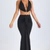 Robe longue à dos nu et découpes avec détails métalliques Omarosa, en noir Robe longue à dos nu et découpes avec détails métalliques Omarosa, en noir