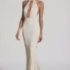 Robe longue à dos nu et dos en queue de poisson Desiree, couleur ivoire Robe longue à dos nu et dos en queue de poisson Desiree, couleur ivoire