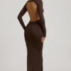 Robe longue dos nu froncée Regine en modal, couleur chocolat Robe longue dos nu froncée Regine en modal, couleur chocolat