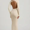 Robe longue dos nu froncée Regine en modal, couleur ivoire Robe longue dos nu froncée Regine en modal, couleur ivoire