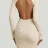 Robe longue dos nu froncée Regine en modal, couleur ivoire Robe longue dos nu froncée Regine en modal, couleur ivoire