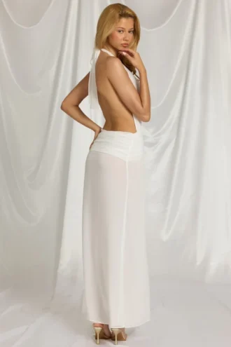 Robe longue à dos nu Kaeli en blanc