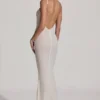 Robe longue dos nu à ornements Duhamel en blanc Robe longue dos nu à ornements Duhamel en blanc