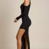 Robe longue drapée asymétrique Blythe en noir Robe longue drapée asymétrique Blythe en noir