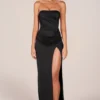 Robe longue drapée à la taille Matilde Bandeau en noir Robe longue drapée à la taille Matilde Bandeau en noir