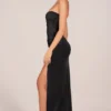 Robe longue drapée à la taille Matilde Bandeau en noir Robe longue drapée à la taille Matilde Bandeau en noir