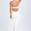 Robe longue Elisana à encolure dos nu et bordure en dentelle, en modal, couleur blanche Robe longue Elisana à encolure dos nu et bordure en dentelle, en modal, couleur blanche