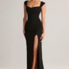 Robe longue Elva en modal, col en cœur et taille drapée, couleur noire Robe longue Elva en modal, col en cœur et taille drapée, couleur noire