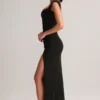 Robe longue Elva en modal, col en cœur et taille drapée, couleur noire Robe longue Elva en modal, col en cœur et taille drapée, couleur noire
