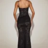 Robe longue en dentelle transparente à encolure carrée et fronces Wintra, couleur noire Robe longue en dentelle transparente à encolure carrée et fronces Wintra, couleur noire