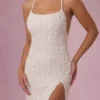 Robe longue à encolure carrée et ornements Celinea en ivoire Robe longue à encolure carrée et ornements Celinea en ivoire