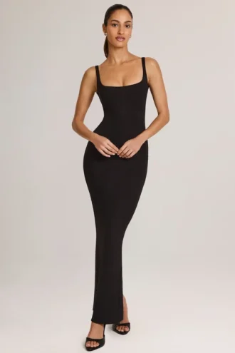Robe longue à encolure carrée Soreia en modal noir