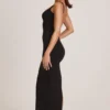 Robe longue à encolure carrée Soreia en modal noir Robe longue à encolure carrée Soreia en modal noir
