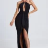 Robe longue à encolure dos nu et découpes Margot avec détails métalliques, en noir Robe longue à encolure dos nu et découpes Margot avec détails métalliques, en noir