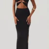 Robe longue à encolure dos nu et découpes Oceane, couleur noire Robe longue à encolure dos nu et découpes Oceane, couleur noire