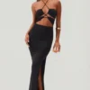 Robe longue à encolure dos nu et découpes Oceane, couleur noire Robe longue à encolure dos nu et découpes Oceane, couleur noire