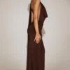 Robe longue à encolure plongeante et dos nu en jersey souple Navina, couleur chocolat Robe longue à encolure plongeante et dos nu en jersey souple Navina, couleur chocolat