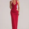 Robe longue à encolure plongeante et dos nu Oona, couleur rouge cerise Robe longue à encolure plongeante et dos nu Oona, couleur rouge cerise