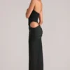 Robe longue à encolure plongeante et dos nu Oona en noir Robe longue à encolure plongeante et dos nu Oona en noir