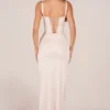 Robe longue fendue jusqu’aux cuisses avec corset Marleigh, couleur ivoire Robe longue fendue jusqu’aux cuisses avec corset Marleigh, couleur ivoire