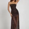 Robe longue froncée à bandeau Ersilia avec ornements Hotfix serpent Robe longue froncée à bandeau Ersilia avec ornements Hotfix serpent