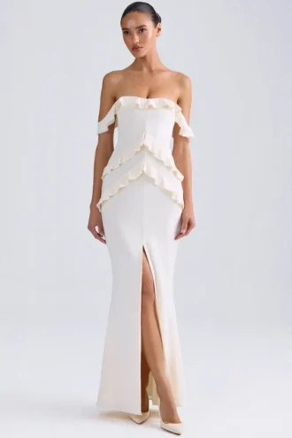Robe longue Hemera à volants et épaules dénudées, couleur ivoire