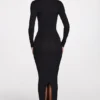 Robe longue à manches longues et décolleté plongeant en modal côtelé Noa, couleur noire Robe longue à manches longues et décolleté plongeant en modal côtelé Noa, couleur noire