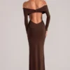 Robe longue à manches longues et épaules dénudées Depny, couleur chocolat Robe longue à manches longues et épaules dénudées Depny, couleur chocolat