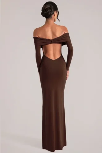 Robe longue à manches longues et épaules dénudées Depny, couleur chocolat