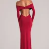 Robe longue à manches longues et épaules dénudées Depny, couleur rouge cerise Robe longue à manches longues et épaules dénudées Depny, couleur rouge cerise