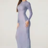 Robe longue à manches longues Yasmin ornée, couleur bleue Robe longue à manches longues Yasmin ornée, couleur bleue